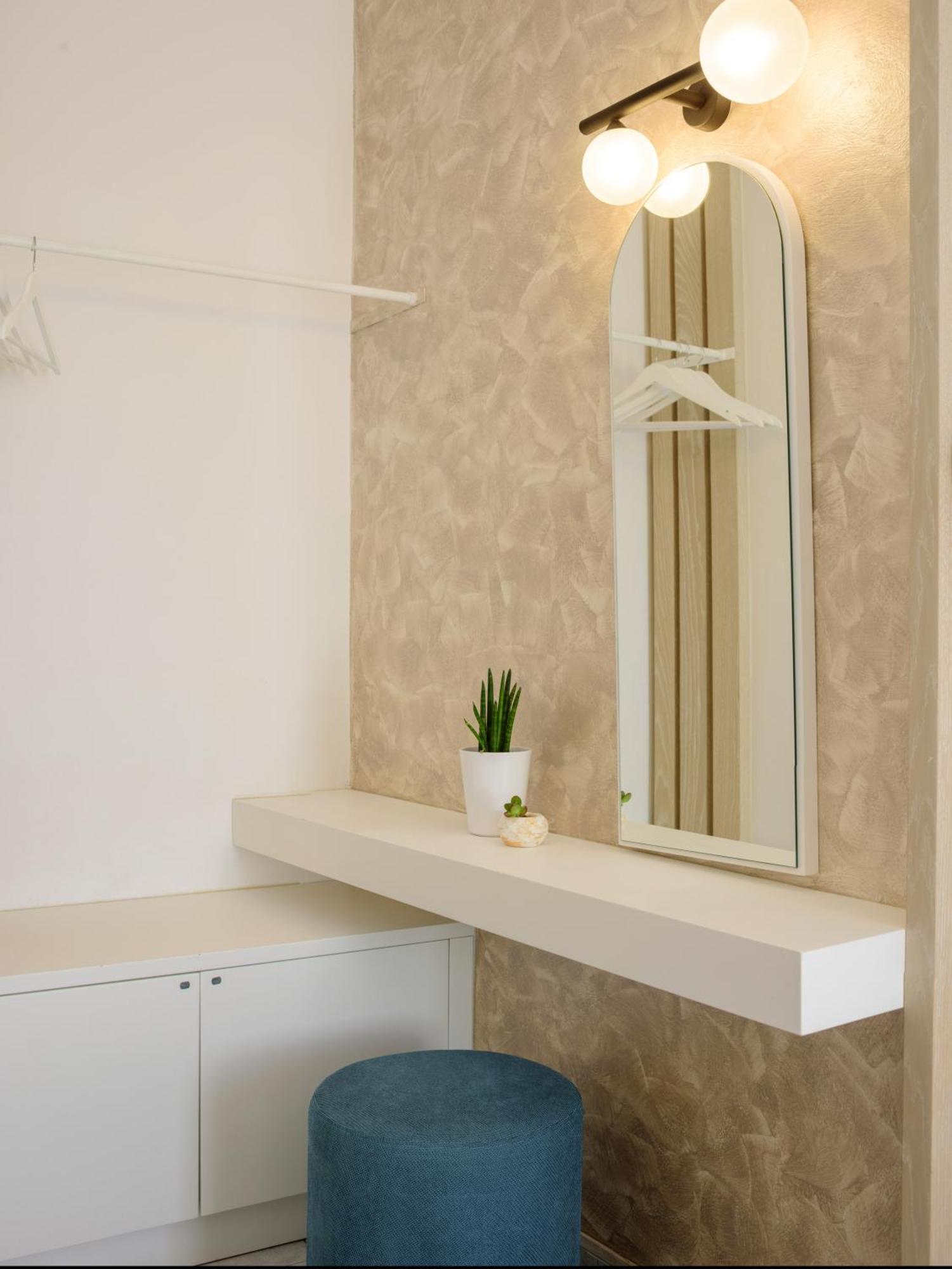 Apartament Petros